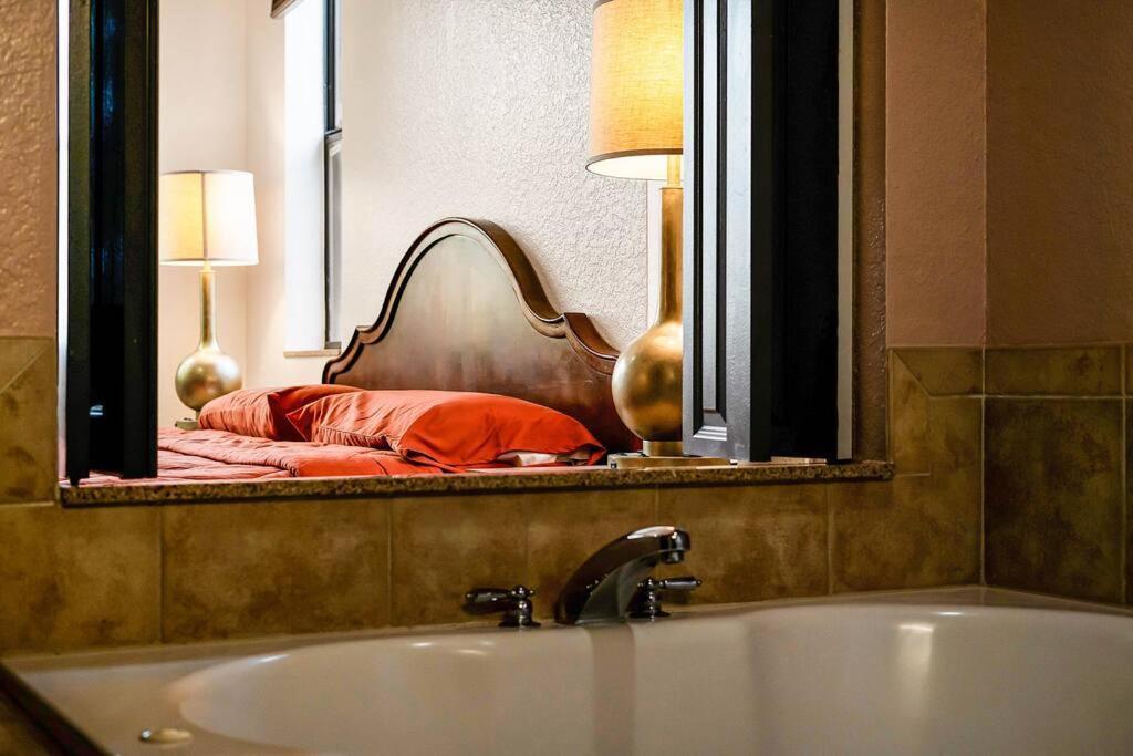 אורלנדו Designer Corner Suite 3Br/2Ba - Disney, Universal, Convention Center & Seaworld מראה חיצוני תמונה