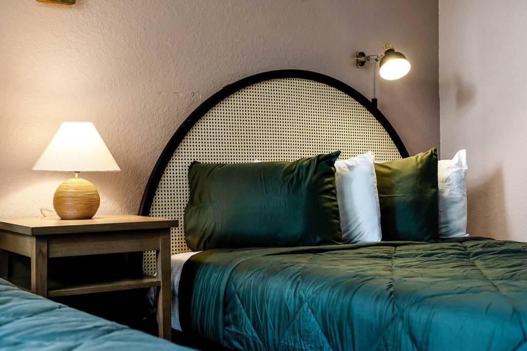 אורלנדו Designer Corner Suite 3Br/2Ba - Disney, Universal, Convention Center & Seaworld מראה חיצוני תמונה